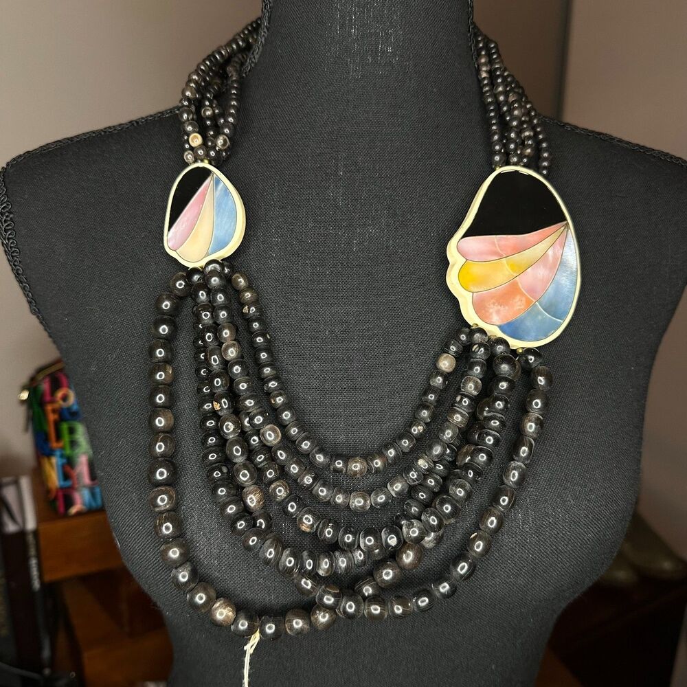 Lee Sands Mother of Pearl Necklace Vintage 1970's